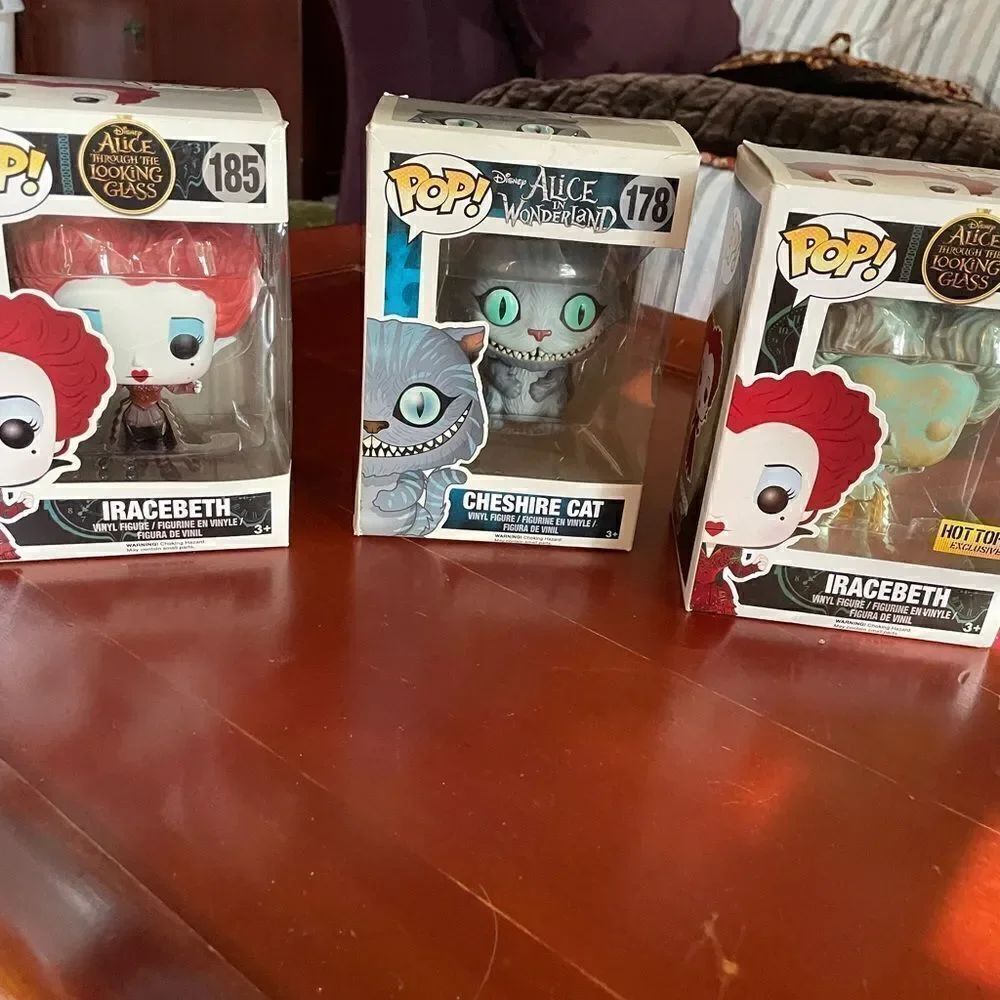 IRACEBETH CHESHIRE CAT Funko Pop Lot